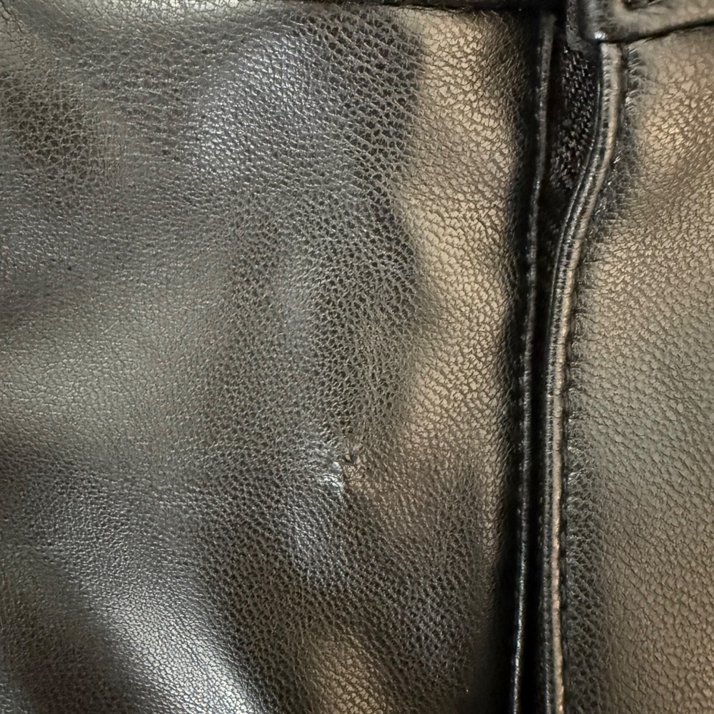 Abercrombie Curve Love High Rise 90’s Straight Vegan Leather Pants - Picture 5 of 5